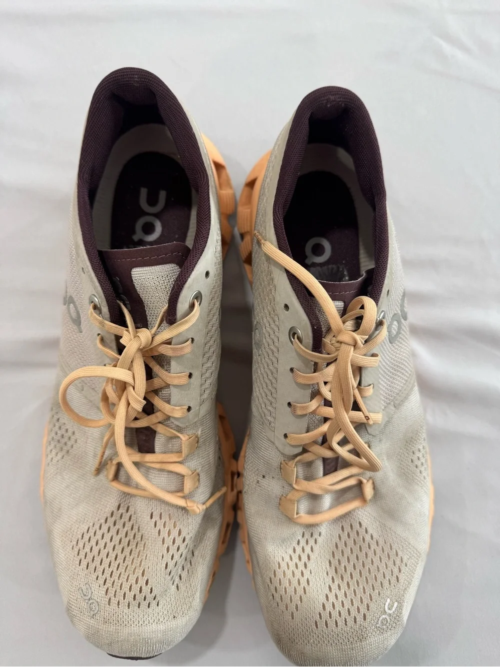 Women's On Cloud X training shoes 10.5‎